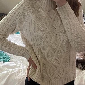 Abercrombie & Fitch Sweater